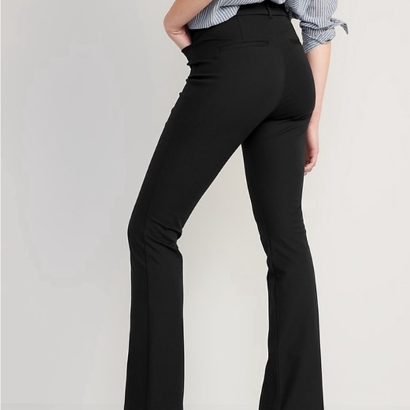 Old Navy Women’s Black Pants - Picture 3 of 9